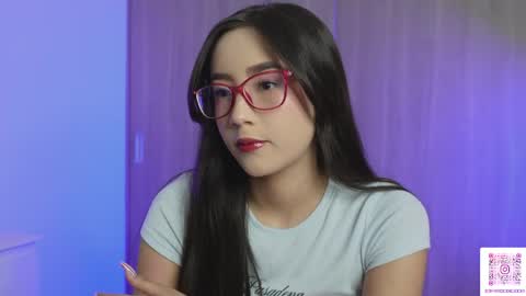 Sophie or Sof online show from March 31, 10:54 pm