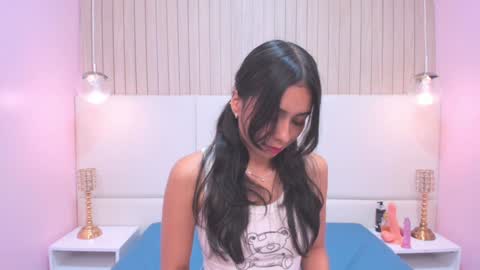 Sophie online show from January 14, 8:04 pm