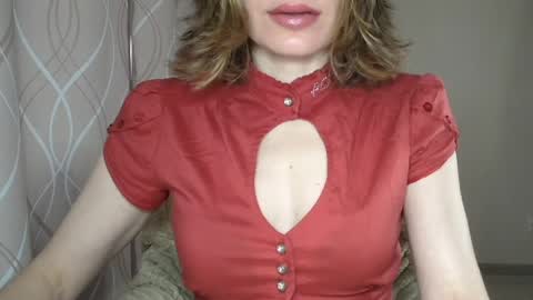 Sophiemisss online show from April 2, 7:06 am