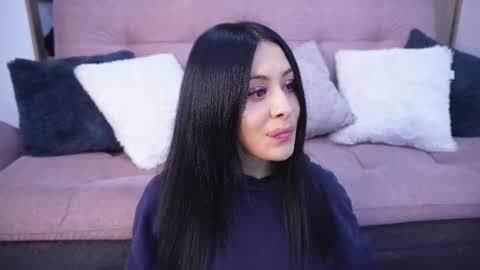 Sophiie online show from February 14, 5:09 am