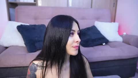 Sophiie online show from April 23, 3:36 am