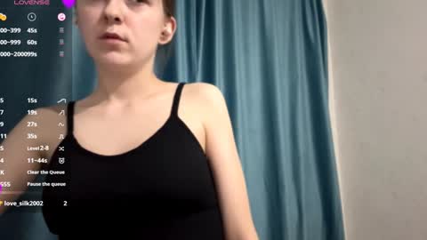 Emily online show from February 18, 6:51 pm