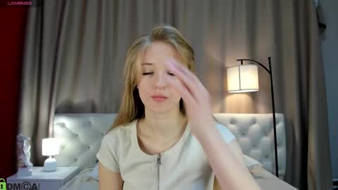 Stacy Mon Tue Wed Thu Fri Sun GMT GMT 3 1000am - 0400pm  online show from February 24, 9:41 am