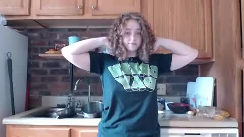 Strawberrylotsacake online show from June 22, 5:32 pm