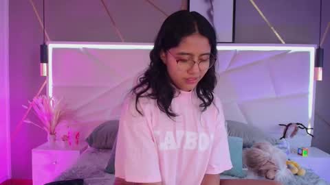 SUKI online show from March 26, 1:24 pm