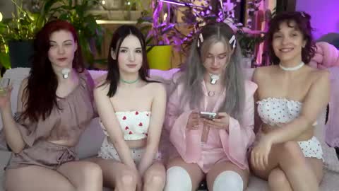 Fia  -  TG -  Mia -  Alice -  online show from April 16, 12:55 am