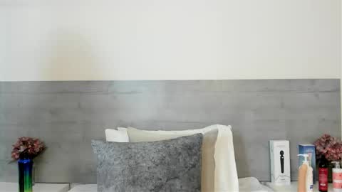 sunnywhitee online show from March 18, 7:41 pm