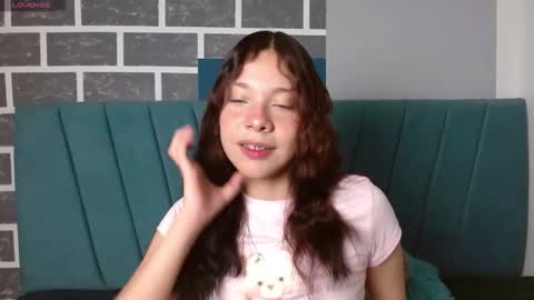 sweet_kitty_05 online show from March 5, 11:44 pm