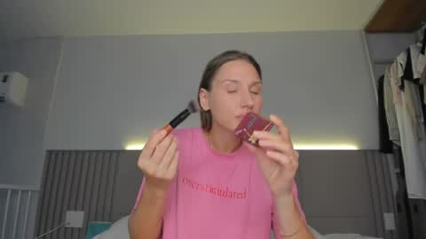 Sofi online show from April 15, 2:12 am