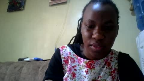 sweetdiva2012 online show from July 2, 5:02 am