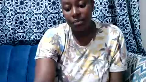 sweetgal11 online show from July 7, 7:34 am