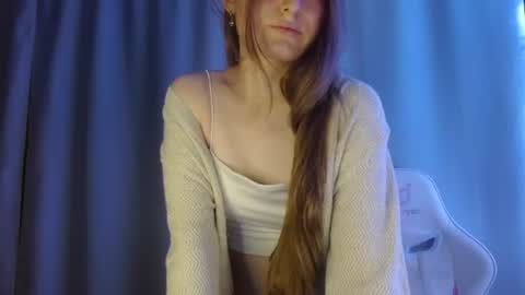 Annie online show from August 8, 8:17 pm