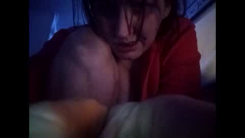 swollenclitneedsdad online show from December 16, 5:13 am