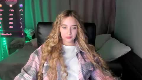 Taisia online show from March 7, 9:27 am