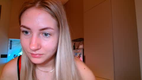  Kira  online show from December 23, 6:39 am