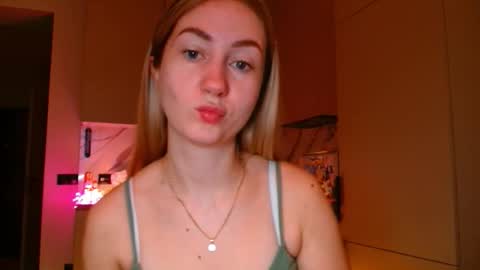  Kira  online show from January 6, 6:17 am