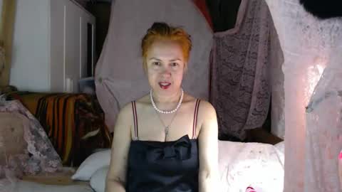 Milena online show from May 5, 6:55 pm