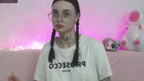 Taya online show from February 27, 7:46 pm