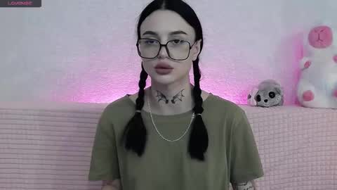 Taya online show from January 7, 7:06 pm