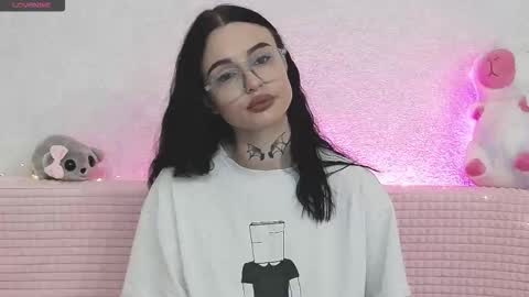 Taya online show from February 22, 7:48 pm