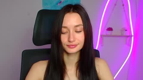 Taya online show from April 2, 5:27 am