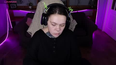 the_ice_owl online show from April 19, 3:01 pm