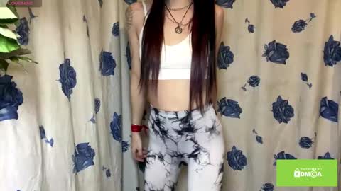 Lola  3 a gift for every fan club member online show from February 20, 9:15 pm