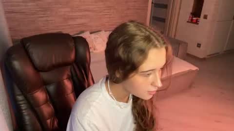Tiana  online show from July 17, 1:32 am