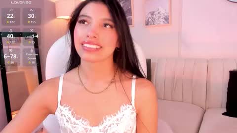 tiffany_low online show from February 28, 4:06 pm