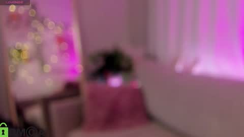 tiffany_robinson online show from March 20, 7:52 pm