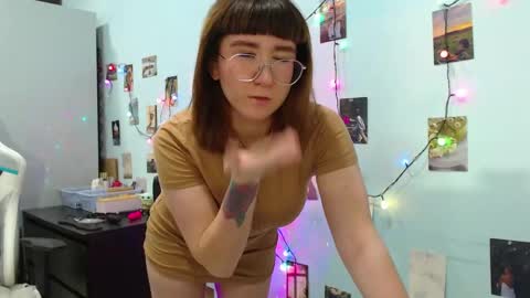 Steysi   PVT OPEN online show from December 8, 5:11 pm