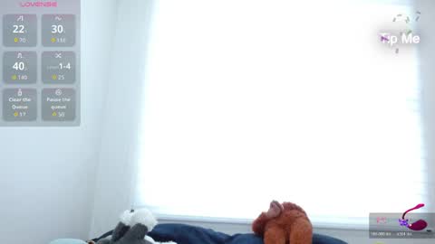 Tiny Caroline online show from March 30, 11:04 pm