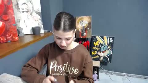 Gloria online show from February 4, 7:22 am