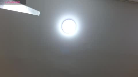 tiny_tay online show from March 14, 11:33 am