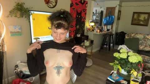 tinytitties online show from April 27, 8:17 pm