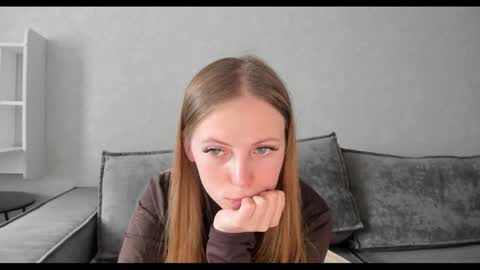 Maria online show from April 25, 1:41 pm