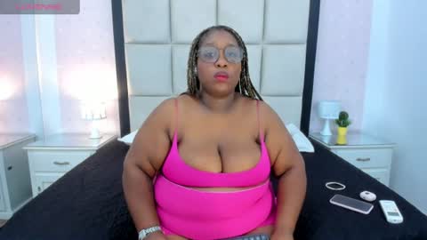 Treisy Vixen big ass online show from July 2, 3:23 am
