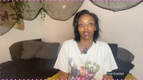 trixie_luv online show from February 11, 8:49 am