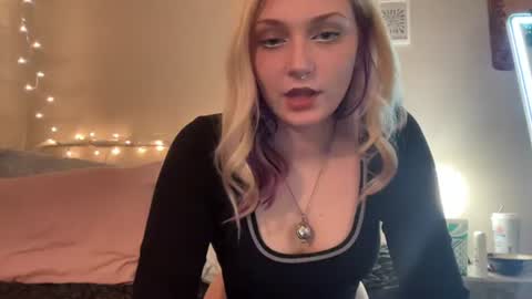 Trixi online show from August 7, 6:53 am