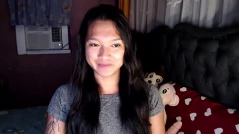 NEWRA  ALLISON online show from August 2, 10:24 pm