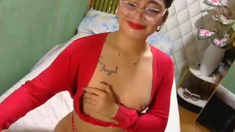 urdream_bride online show from February 24, 11:03 pm