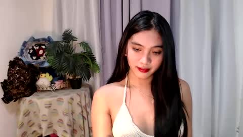 Trixie online show from March 12, 4:35 pm