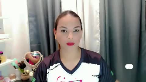 Diane online show from February 17, 9:41 am