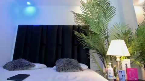 valeri_tafur online show from July 17, 11:14 am