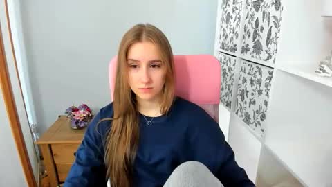 VanessaTrue online show from April 11, 11:25 am