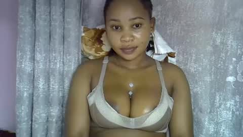 vanillavenus online show from April 21, 11:06 am