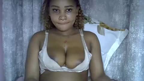 vanillavenus online show from February 23, 9:03 pm