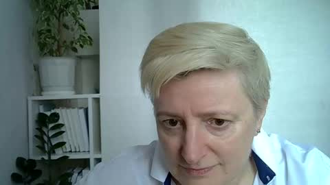 vea_motty online show from March 30, 7:41 am