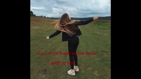 velvetmoon123 online show from March 19, 8:07 am