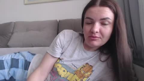 velvetmoon123 online show from April 11, 6:52 am